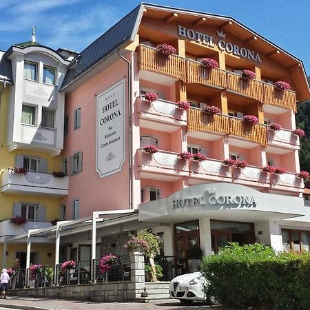 Hotel Corona Pinzolo Luaran gambar