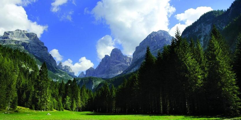 Hotel Corona Pinzolo Luaran gambar