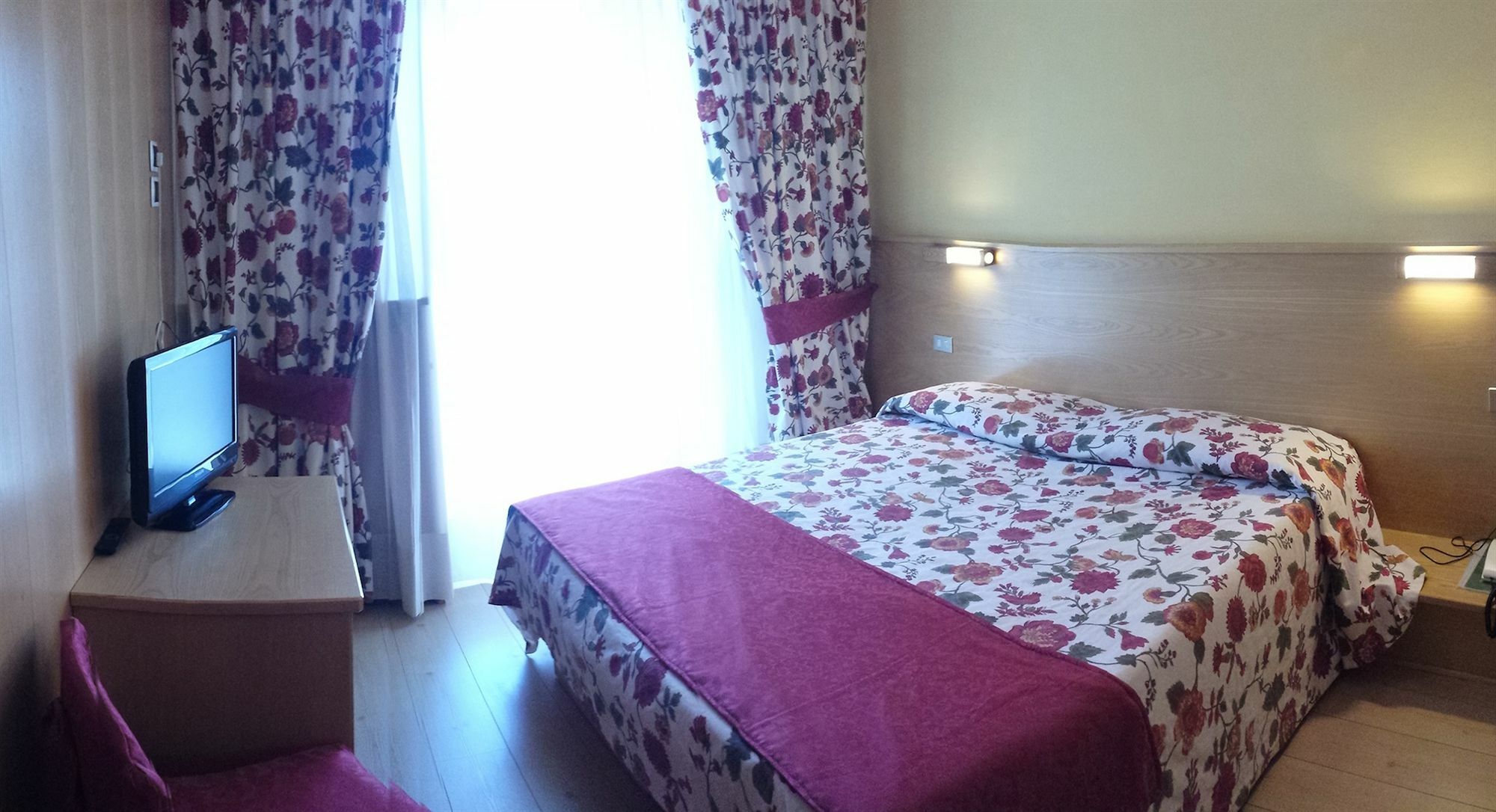 Hotel Corona Pinzolo Luaran gambar